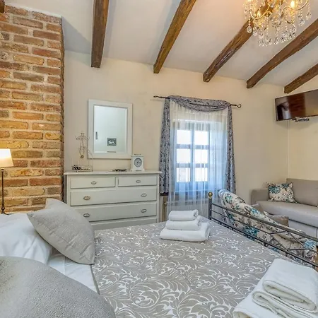 Santolina 바데르나