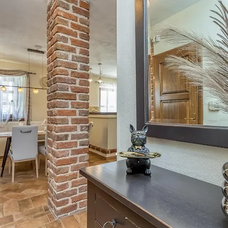 Santolina 빌라 바데르나