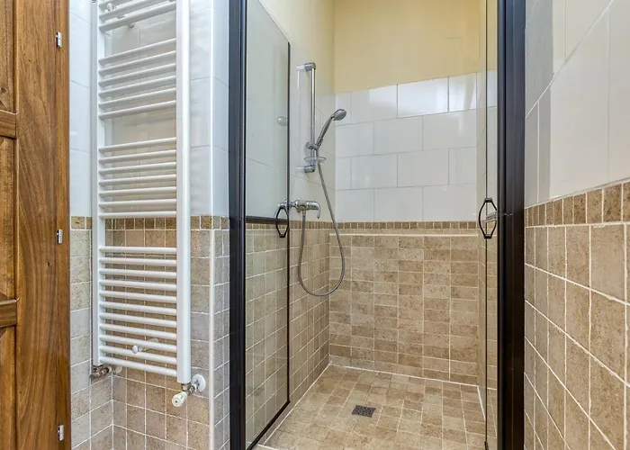 Santolina Βίλα *