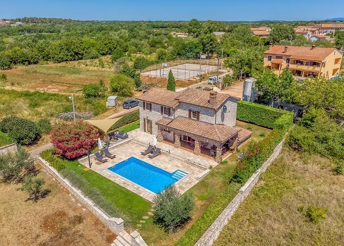 Santolina Βίλα *