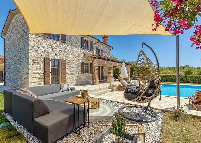 Santolina Βίλα *