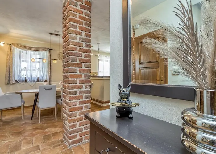 Santolina Βίλα Baderna