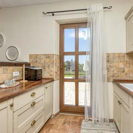 ヴィラ Santolina *